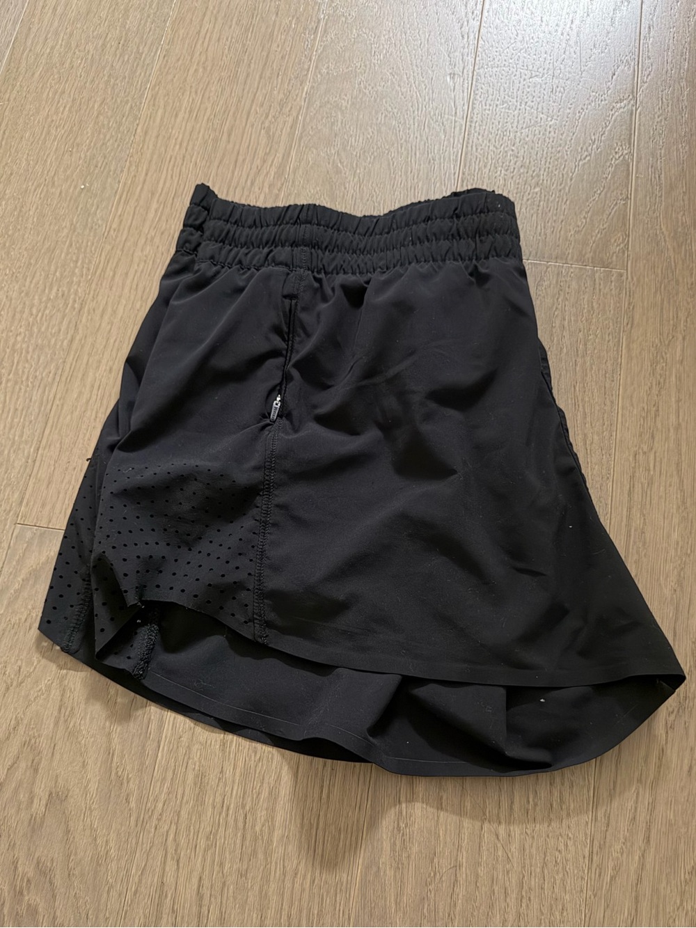 Athleta Hustle 3” Short Black